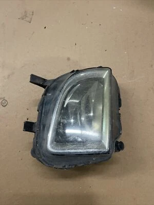 11 12 13 14 15 VOLKSWAGEN JETTA OEM FAROL DE NEBLINA DIANTEIRO DO LADO ESQUERDO DO MOTORISTA  - Imagem 1 de 4