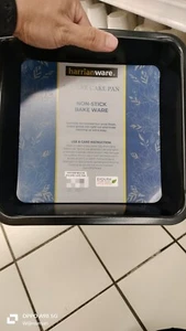 NON stick bake ware Mould  square cake pan size 22*22*4.5cm - Picture 1 of 2