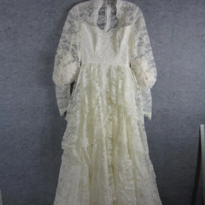 Vintage Wedding Dress Women 6 White Lace Tier Puff Sleeve Bead Floor Long Train - Image 1 of 4