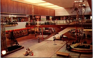 Southdale Einkaufszentrum Einkaufszentrum Innenraum Fanny Farmer Minneapolis MN Postkarte P19 - Bild 1 von 2