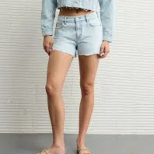 Pantalones Cortos American Eagle Strigid Azul Claro Tiro Alto Mamá Talla Grande 20 Usados en Excelente Condición - Imagen 1 de 11