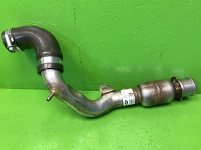 LAND ROVER DISCOVERY 5 CRLA-6F072-CF Turbo air intake pipe 3.0 SDV6 2019 - Image 1 of 4
