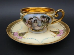 Coperta porcellana Rigo & Cie VENEZIA Italia antica rappresentazione doratura donna - Foto 1 di 19
