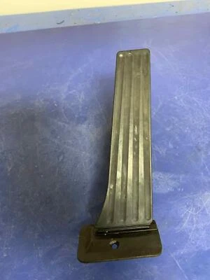 Pedal de gasolina BMW 650I 10 Foto 1 de 4