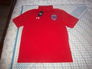MENS MEDIUM UNDER ARMOUR RED CUBS ADORNED POLO SHIRT - NWT - Picture 1 of 3