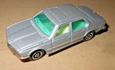 DIE CAST  Majorette 1/60 Nr. 256 BMW 733 Limousine SCALA 1/60 ARGENTO METALLIZZ - Immagine 1 di 3