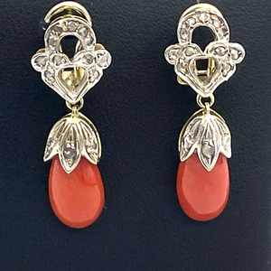 ORECCHINI VINTAGE ANNI '50 IN ORO MASSICCIO 18K ROSETTE DI DIAMANTE E CORALLO - Foto 1 di 15