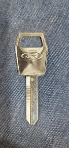 Par de llaves de encendido en blanco OEM NOS para Ford EXP Escort y Wg 1983-88 código B 321219  - Imagen 1 de 2