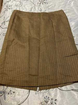 Falda para mujer Jones Wear talla 16 oliva forrada a rayas midi carrera oficina trabajo Foto 1 de 4
