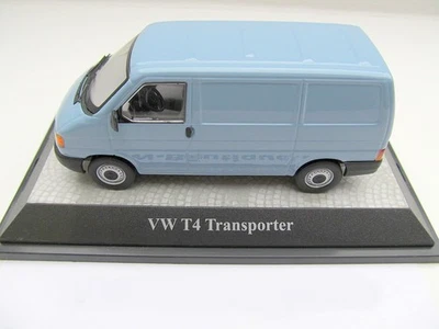 + VOLKSWAGEN VW T4 Transporter Modellauto hellblau 1:43 Premium Classixxs 13200 - Bild 1 von 4