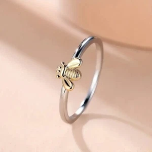 Size 5, Simple bee ring, bee jewelry, vintage style bee ring, birthday gift - Picture 1 of 3