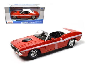 1970 Dodge Challenger R/T Coupe Red with White Top and White Stripes 1/24 Diecas - Picture 1 of 1