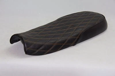 Asiento perfil bajo Triumph Bonneville T100 Thruxton Scrambler SE 2001-2016: 8L1127 Foto 1 de 4