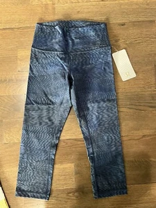 NWT Lululemon Wunder Under HR Tight Luxtreme LW6AO9S KBPT Blue Print Size 8 - Picture 1 of 5