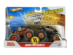 Hot Wheels 2012 Monster Jam Demolition Doubles Storm Damage vs Hurricane Force - Picture 1 of 4