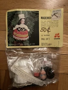 1975 Lee Wards Mademoiselle Ornament Kit - Bild 1 von 4