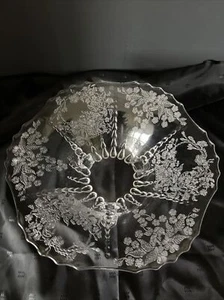 Tazón/cesta de 3 patas grabadas de vidrio transparente de depresión vintage excelente - Imagen 1 de 8