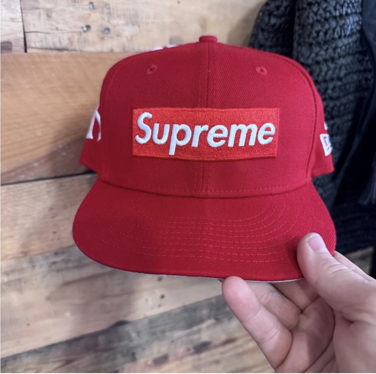 7 3/4 supreme antihero newera 赤 Supreme ANTIHERO New Era (FW25) - $54