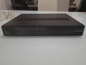 Router Cisco 890 C897VAW-E-K9 - Bild 1 von 6