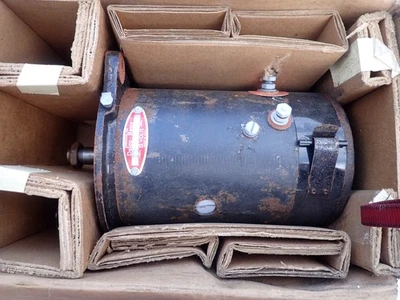 Nuevo de Lote Antiguo 1949 1950 1951 1952 1953 1954 GMC Pickup 12 Voltios Generador GM # 1105946 Foto 1 de 4