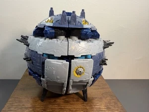 Hasbro Transformers Supreme Class Cybertron Primus Unicron Planet D3 *Read* - Picture 1 of 7
