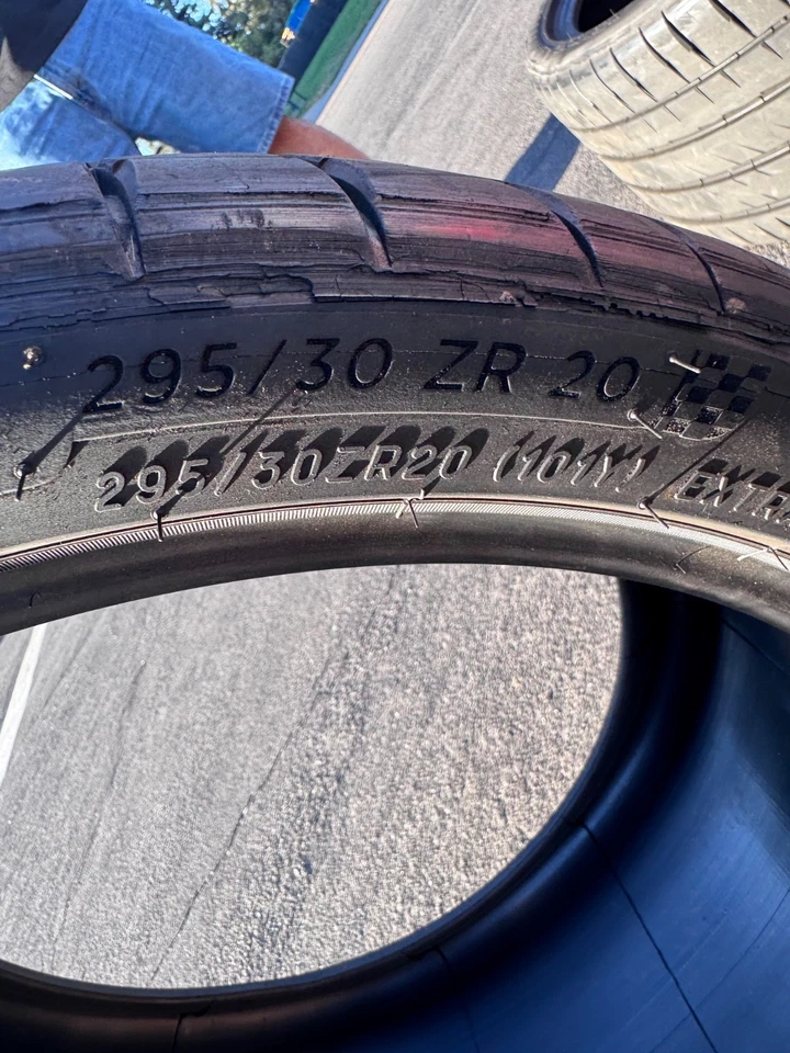 A pair of Michelin Pilot Sport 4S 295/30R20 Tire $249each - Image 1 of 4