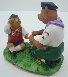 1999 Scouts of China (Taiwán)- Kab & Lady Scout líder oso figura estatuilla 12 cm - Imagen 1 de 12