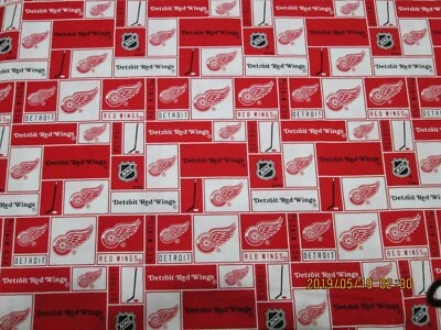 NHL DETROIT RED WINGS FABRIC 1 REMNANT BRAND NEW SQUARE DESIGN 100% COTTON - Image 1 of 4