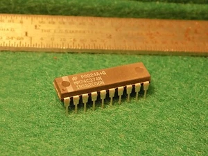 (1) NAT. Chanclas SEMI MM74C374 3 ESTADOS NOS - Imagen 1 de 1