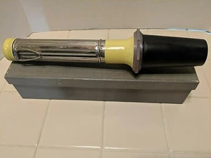 VINTAGE GERMANY Varta No.505 ARROW POINTER Flashlight w/ BOX WORKS RARE - Picture 1 of 7