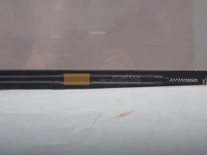 SMASHBOX BROW TECH HIGHLIGHT STICK WITH SPOOLIE - GOLD SHIMMER - FULL SIZE - NIB - Picture 1 of 3