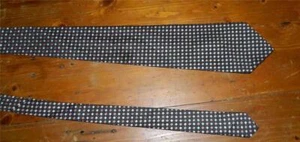 VINTAGE Austico 1970s Original Sharp Dressed Man Groovy Retro Boho Hip Tie - Picture 1 of 3