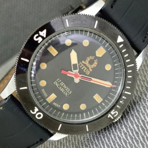 VINTAGE TITUS HAND-WINDING SWISS MENS TURNABLE BEZEL BLACK DIAL WATCH a1571-U - Picture 1 of 9