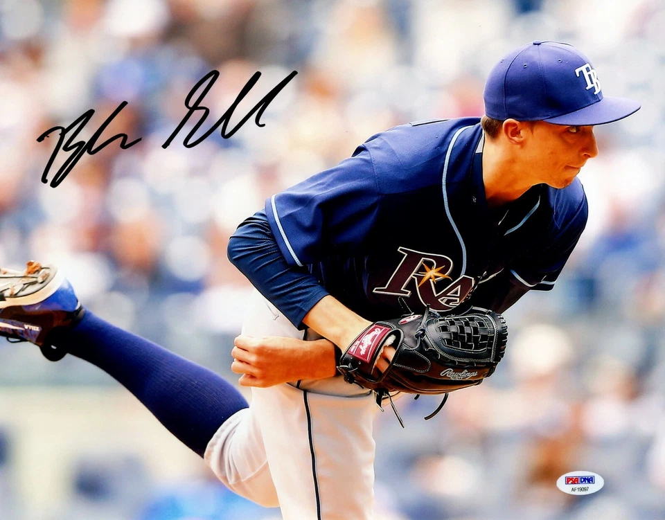 Blake Snell Signed 11x14 Photo PSA COA Auto Rookie RC Rays Photograph Cy Young - Image 1 of 1
