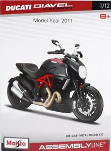 DUCATI Diavel Carbon - rojo / negro - 2011 - Maisto 1:12 - Imagen 1 de 6