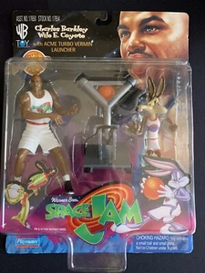 1996 Space Jam Charles Barkley Wile E. Coyote With Launcher Figure Sealed NBA - Picture 1 of 6