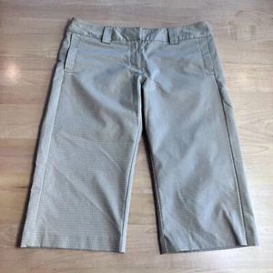 Adidas Damen-Golfshorts Caprihose Größe 34 x 17,5 Climalite beige drei Streifen - Bild 1 von 8
