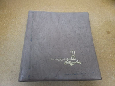 1985 Oldsmobile Dealer Album sales data book guide Delta 88 98 Toronado Cutlass - Image 1 of 4
