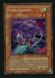 Yata-Garasu LOD-000 leicht gespieltes Geheimnis seltene Holo unbegrenzte Yugioh-Karte 2003 - Bild 1 von 5