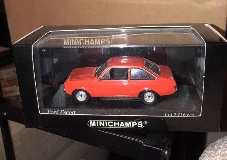 Minichamps F310B 1:43 Car - Red