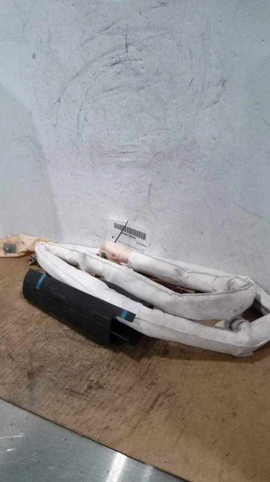 2015 Chevrolet Malibu Left Curtain Air Bag Grey 454505 92K Miles Used Foto 1 de 4