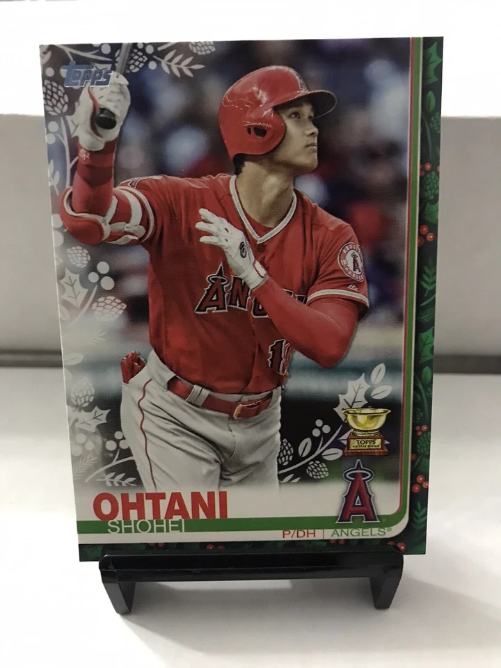 2019 Topps Holiday - Pick Your Card - Complete Your Set - Image 1 of 1