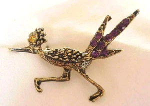 Road Runner Pin w/ Rhinestone Eye & Feather - Picture 1 of 3