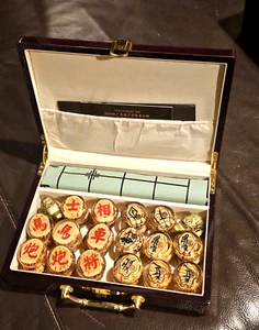 [MINT RARE] 2004 Oracle Bone Inscription - Chinese Chess Set - Aibai Studio - Picture 1 of 12