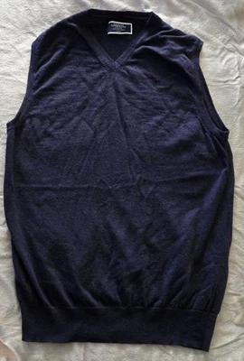 Charles Tyrwhitt Suéter Para Hombre L Azul Marino Extra Fino Lana Merino Chaleco Pullover Foto 1 de 4