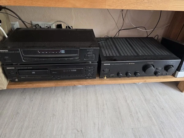 Kenwood-Stereoanlage (Verstärker KA-4060R, CD-Player DP-5060, Equalizer KE-2060) - Bild 1 von 1