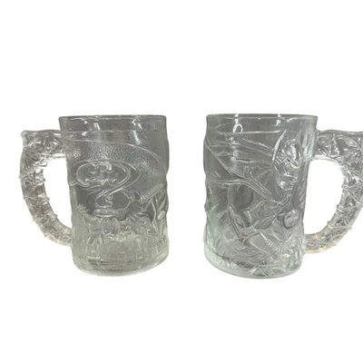 Tazas de vidrio vintage de Batman McDonalds. Uno hecho en Francia y otro hecho en USA Foto 1 de 4