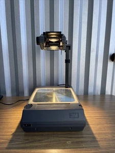 3M 2000 AG Overheadprojektor tragbare Aktentasche mit Handbuch - Bild 1 von 9