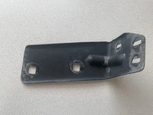 1998-2003 MERCEDES-BENZ ML320 ~ LEFT FRONT BUMPER BRACKET ~ A1638852314 - Picture 1 of 3