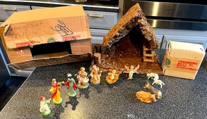 Vintage PRESEPIO SEARS Christmas Nativity Manger Set 11  Figures With Box Italy - Picture 1 of 11